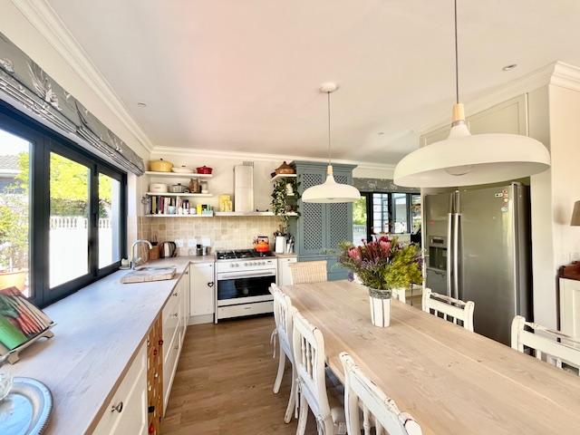 3 Bedroom Property for Sale in Bergvliet Western Cape